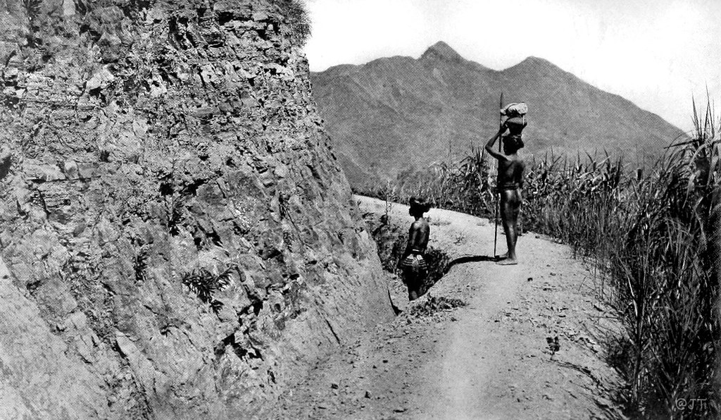 Pagit story (WWII era)